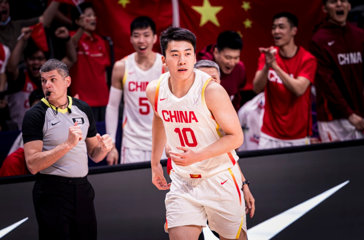 成为率队战, 直接以大学, 入比赛