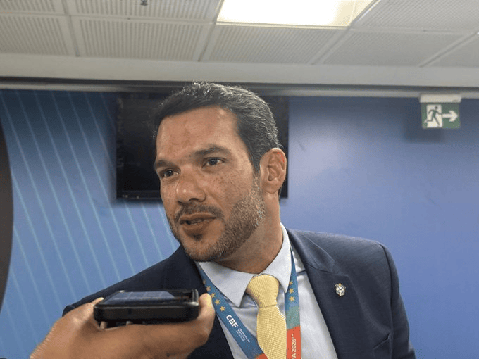 警察和球童 警察和球童